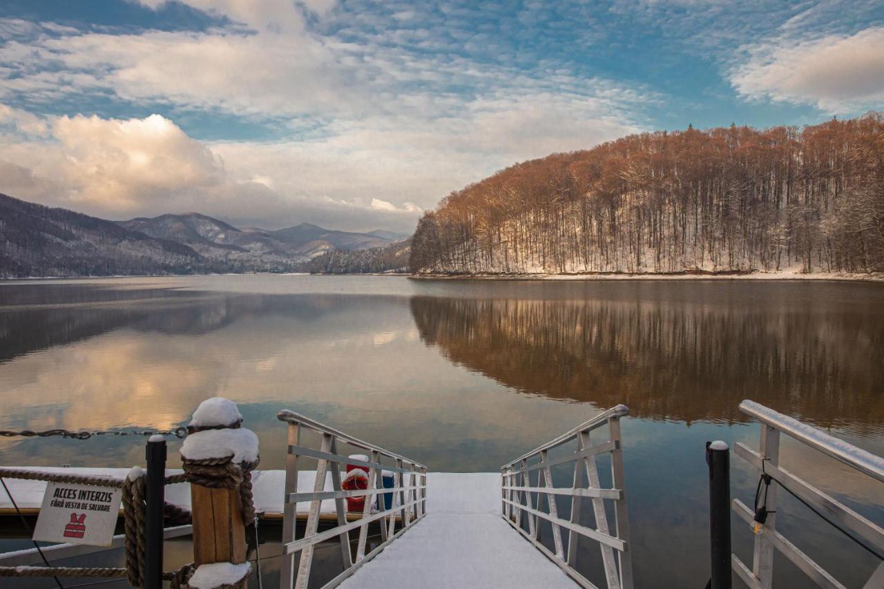 Adventure Lake Resort - Simared Baia Mare Dış mekan fotoğraf