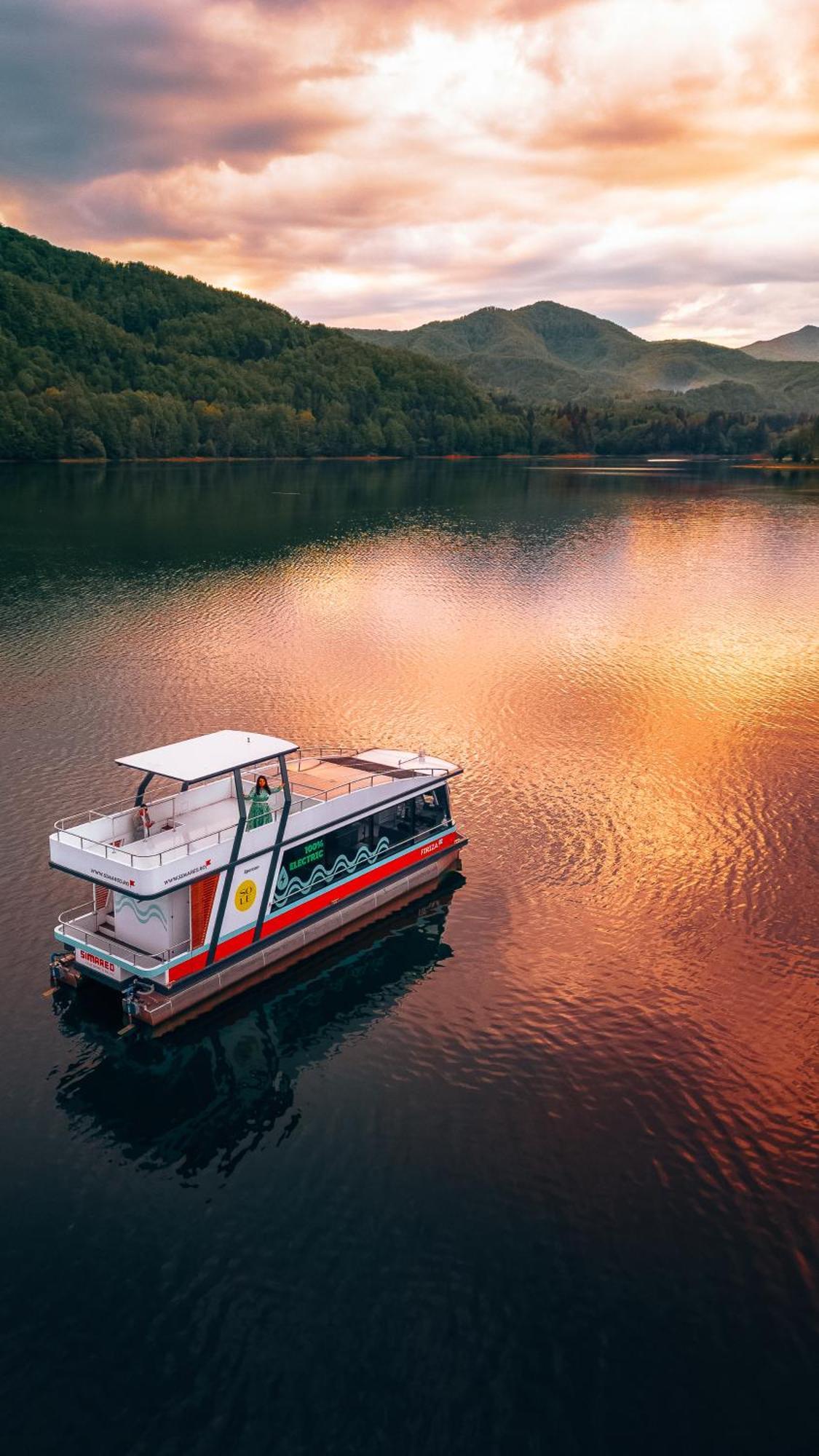 Adventure Lake Resort - Simared Baia Mare Dış mekan fotoğraf